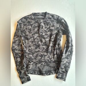 Lululemon Close to Crossing Long Sleeve Rulu Heritage Camo Black Lunar Rock Sz 8